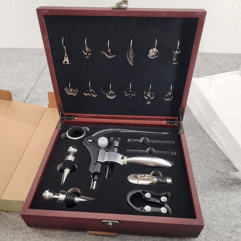VIP 21 Piece Wine Set Silver Stainless Steel Lever Corkscrew Charms Gift Box Set
